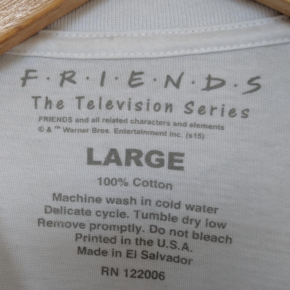 Urban Outfitters Friends tee shirt, size large - Picture 6 of 6